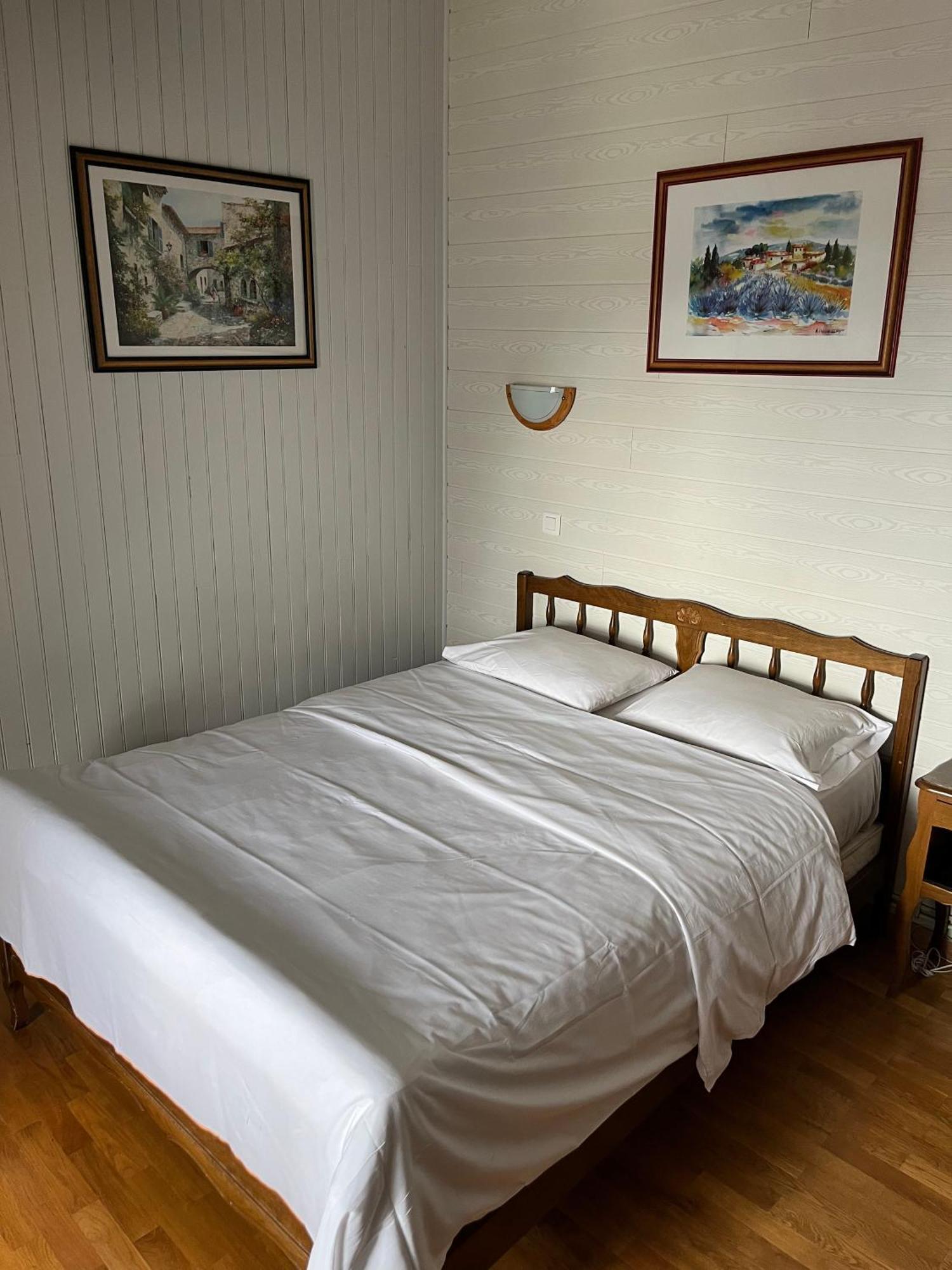 Le Relais De La Poste Hotel Pithiviers Buitenkant foto