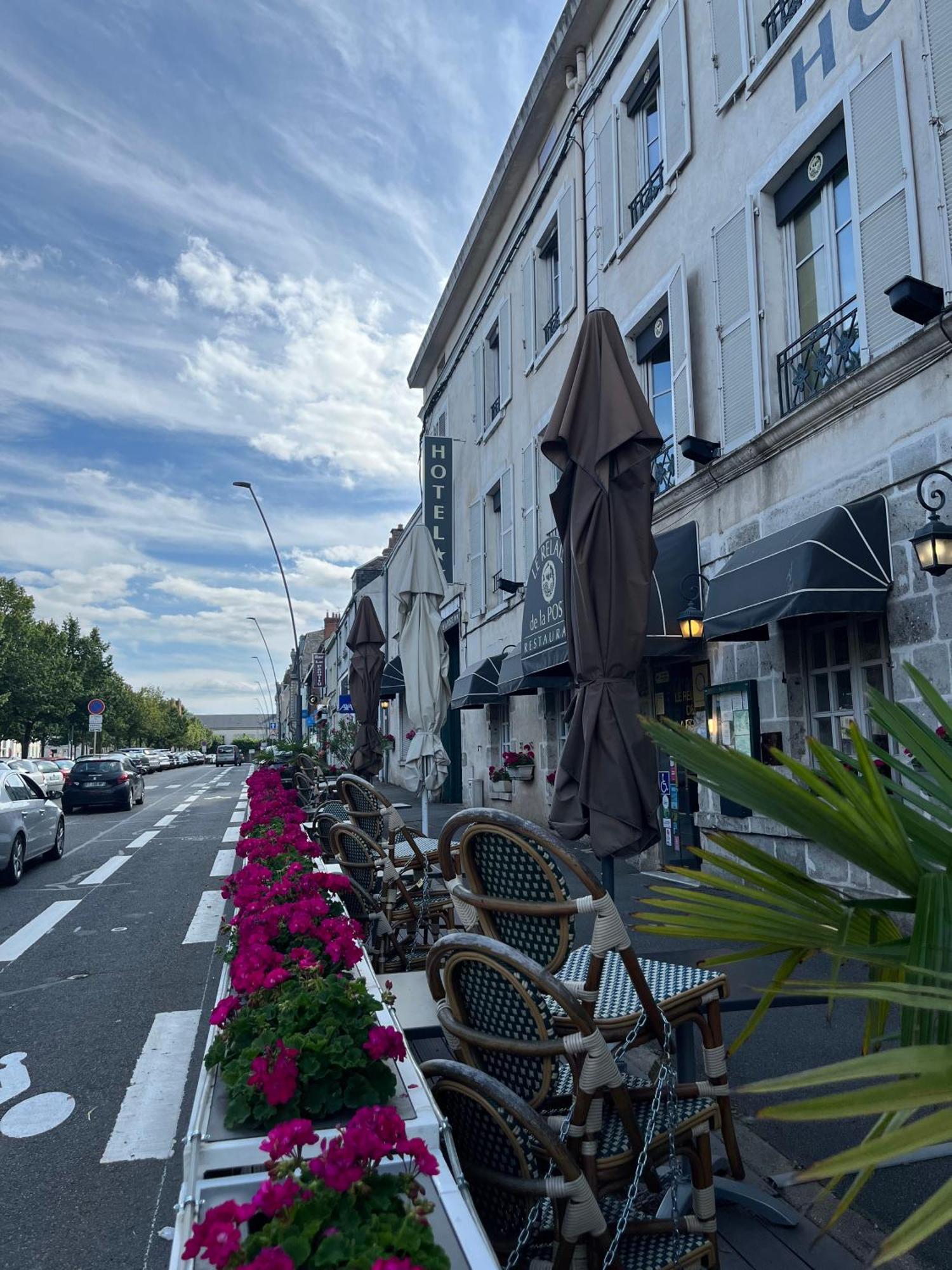 Le Relais De La Poste Hotel Pithiviers Buitenkant foto